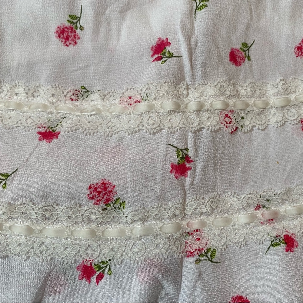 Coquette White with Pink Floral Top, Size L - Picture 16 of 17